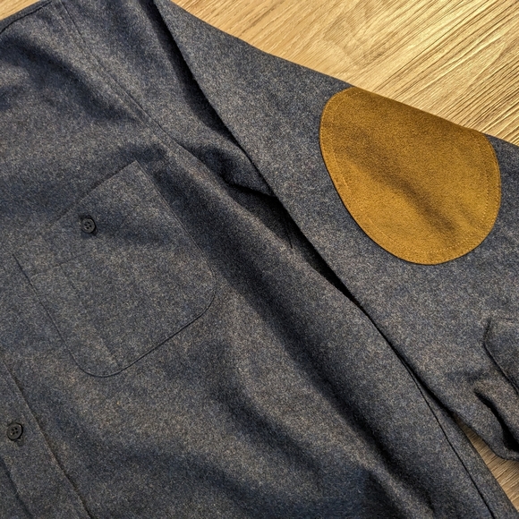 Pendleton wool button down shirt L - Picture 2 of 3
